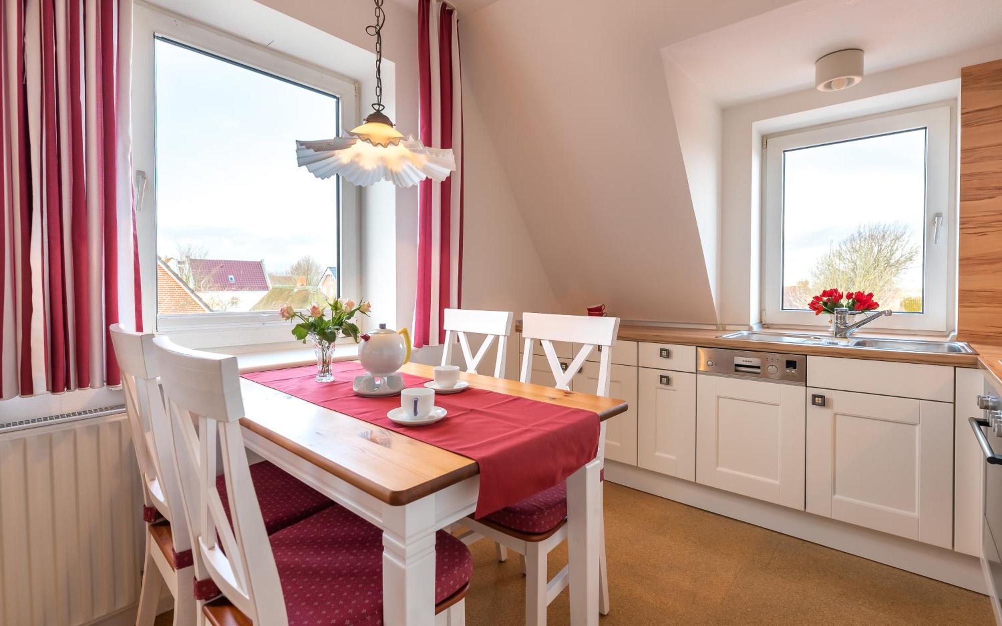 Apartment Haus In Der Innenstadt 'amrum', Grosse Strasse *